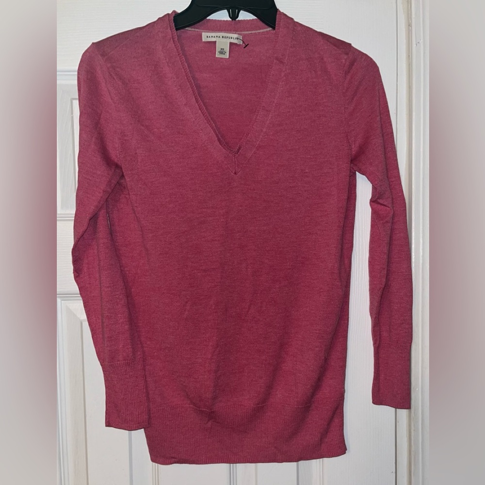 Banana Republic Dark Pink Sweater Top, Size XS